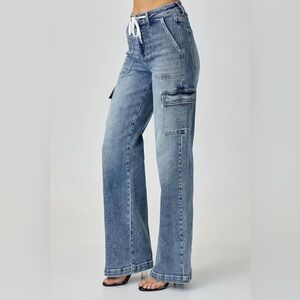 Risen Wide Leg Cargo Jeans Med Wash size 13/31